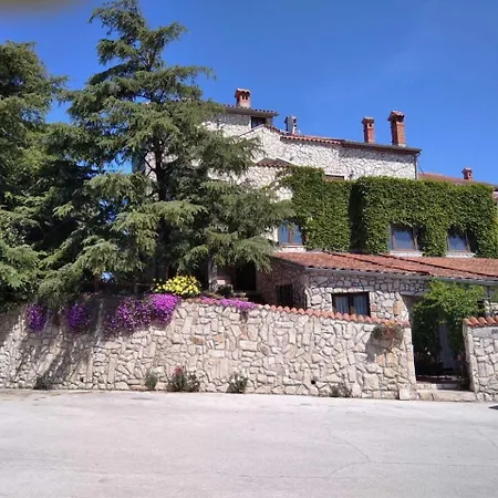 All You Need Holiday Apartment Pula